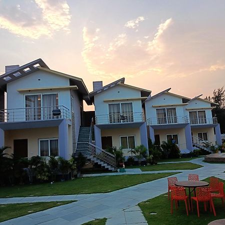 Parth King Beach Resort 만다르모니 외부 사진