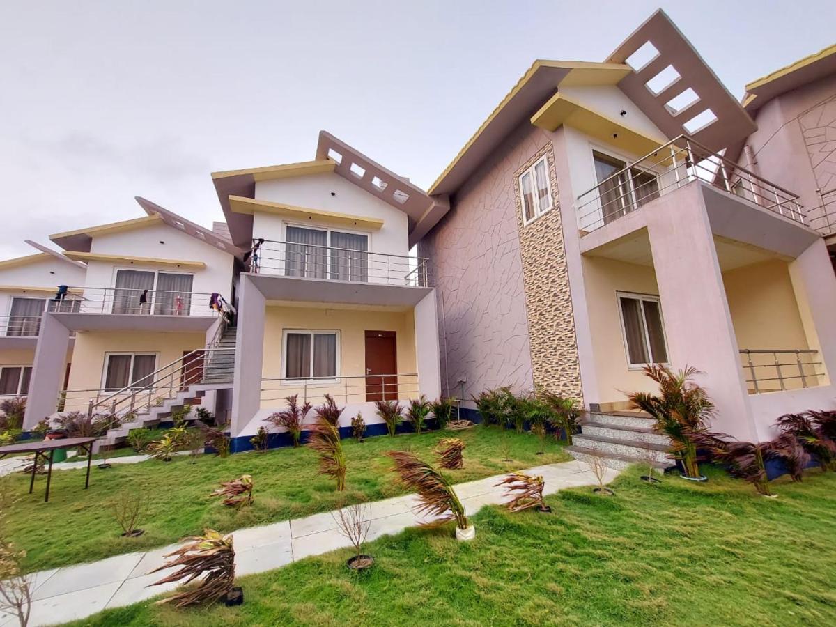 Parth King Beach Resort 만다르모니 외부 사진