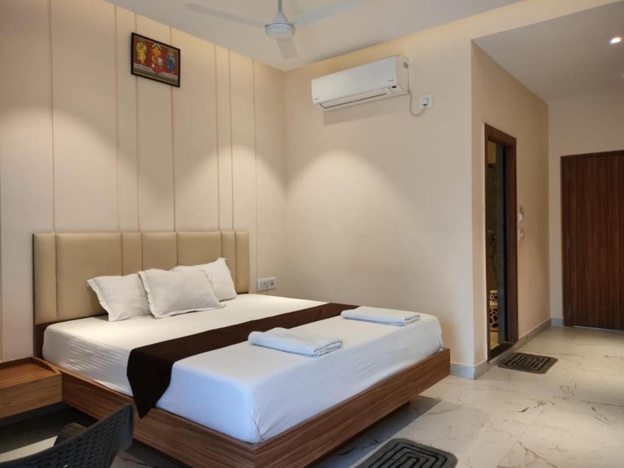 Parth King Beach Resort 만다르모니 외부 사진