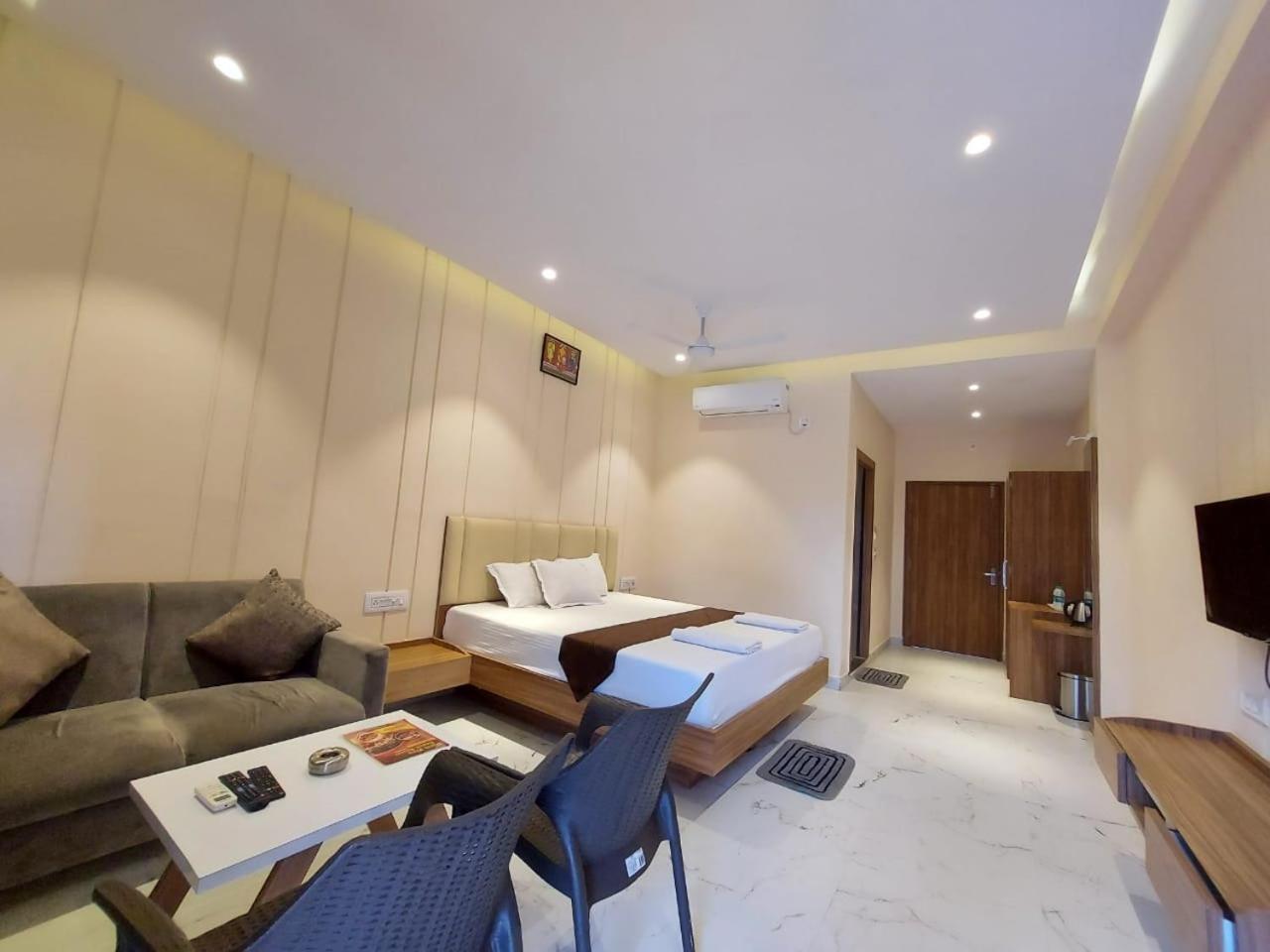 Parth King Beach Resort 만다르모니 외부 사진