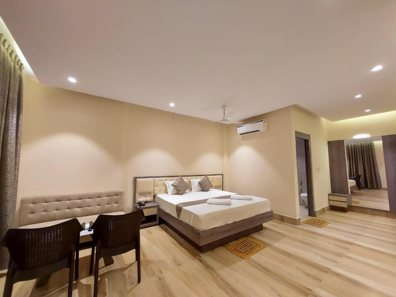 Parth King Beach Resort 만다르모니 외부 사진