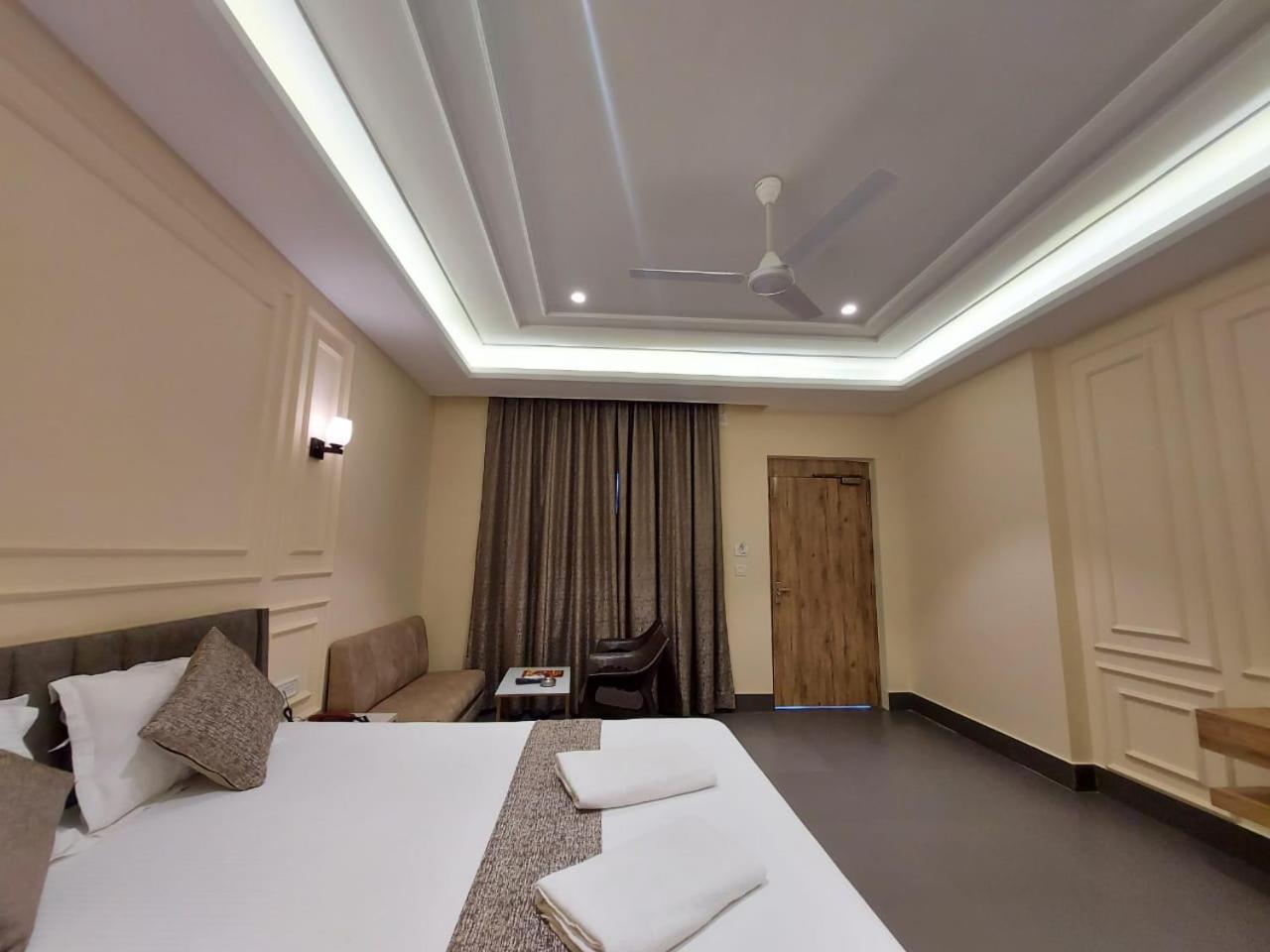 Parth King Beach Resort 만다르모니 외부 사진