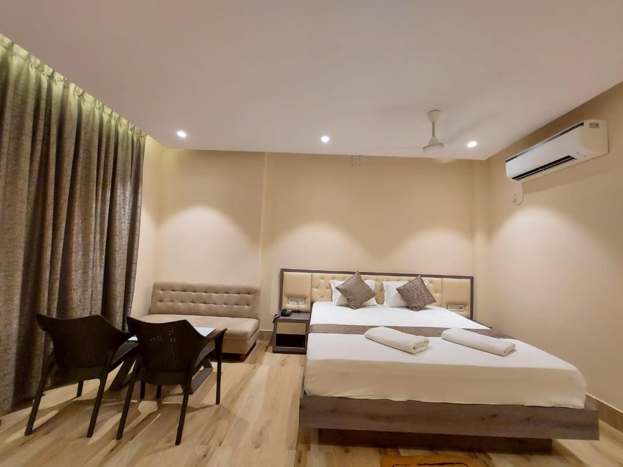 Parth King Beach Resort 만다르모니 외부 사진