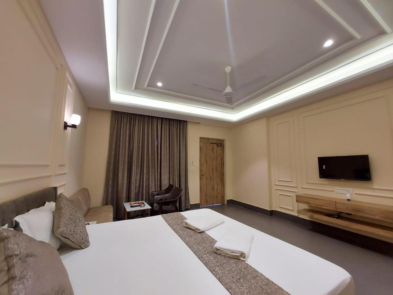 Parth King Beach Resort 만다르모니 외부 사진